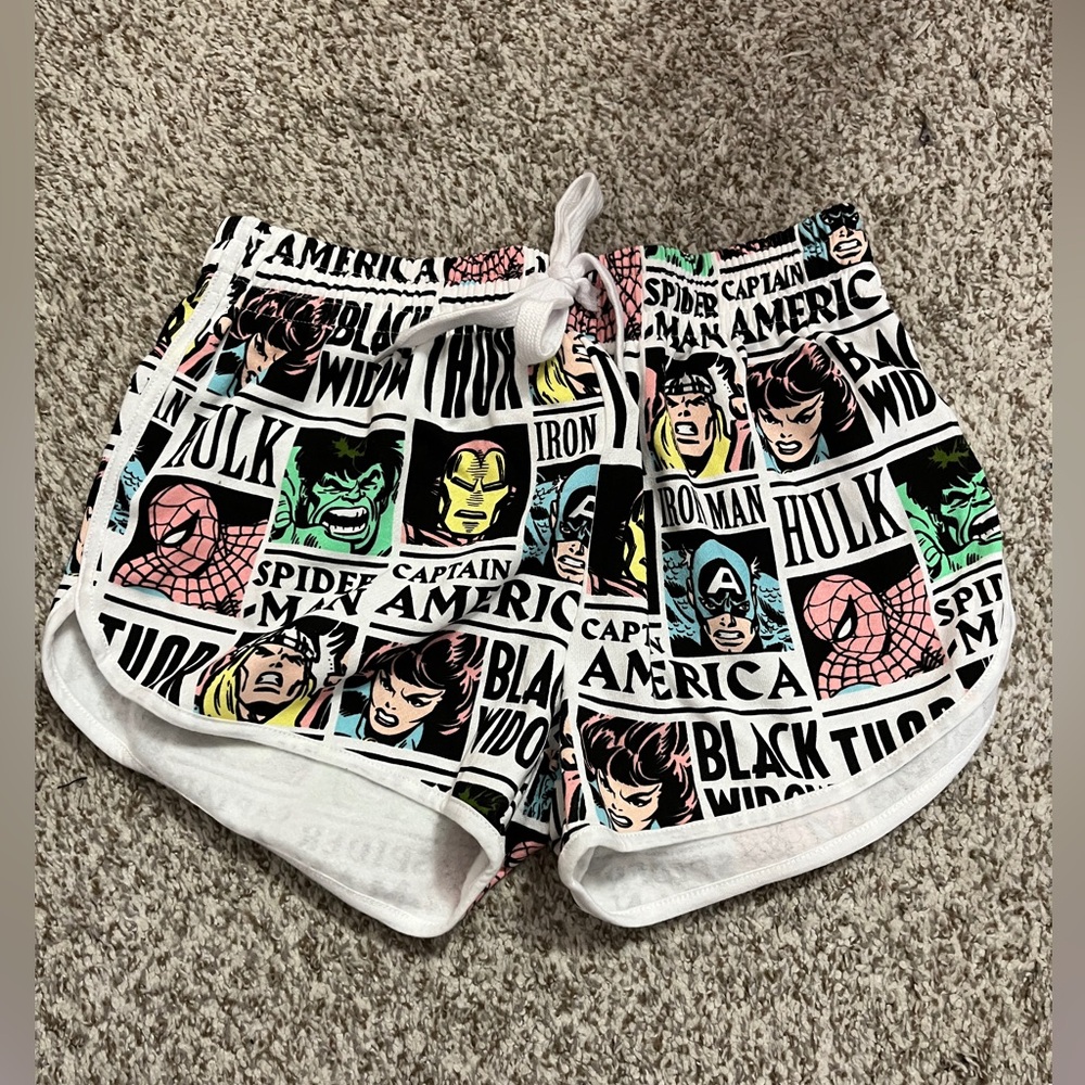 Casual Medium Marvel shorts